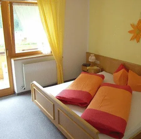 Pensjonat S'waldhaus St. Leonhard im Pitztal